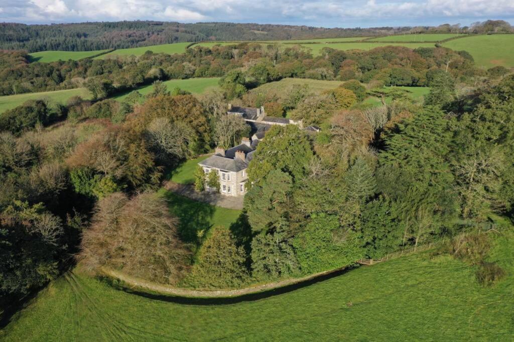 Villa The Manor House At Boconnion à Bodmin Extérieur photo