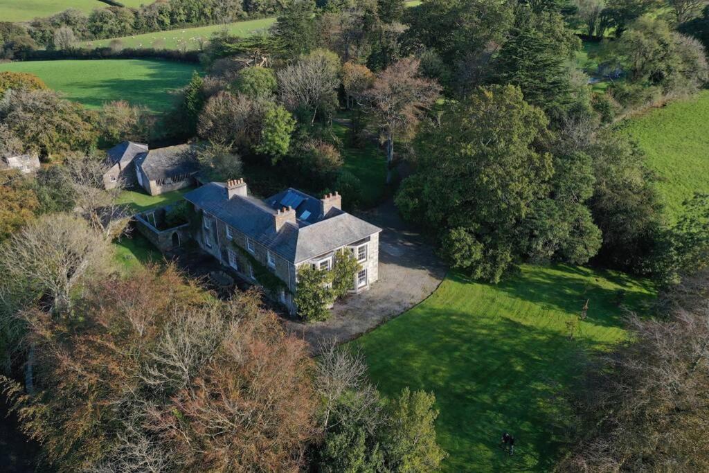 Villa The Manor House At Boconnion à Bodmin Extérieur photo